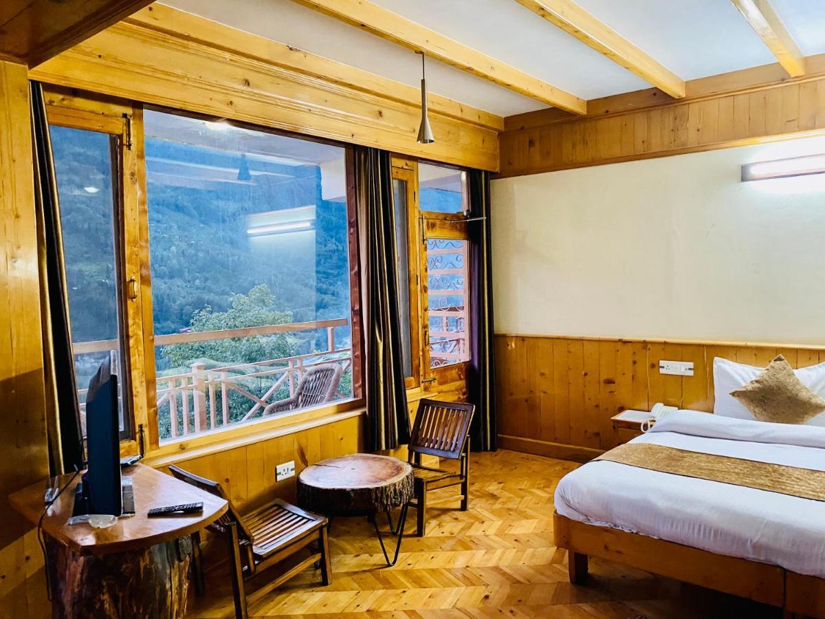 Hotel Valley Of Gods Manāli Eksteriør bilde