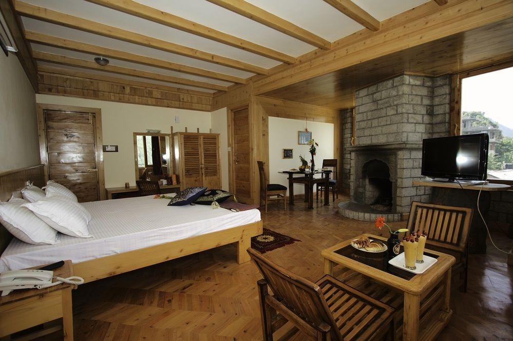 Hotel Valley Of Gods Manāli Eksteriør bilde